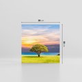Obraz na płótnie 30x30 - Drzewo, Morze, Trawa - Naturalna Harmonia - drzewo, morze