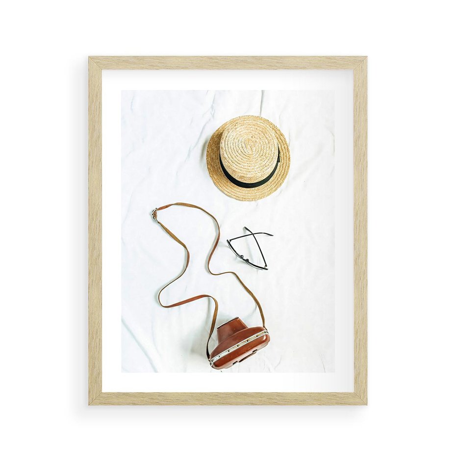 Plakat w ramie 40x50 - Artystyczna Dusza - boho kompozycja, kapelusz słomkowy - rama drewno