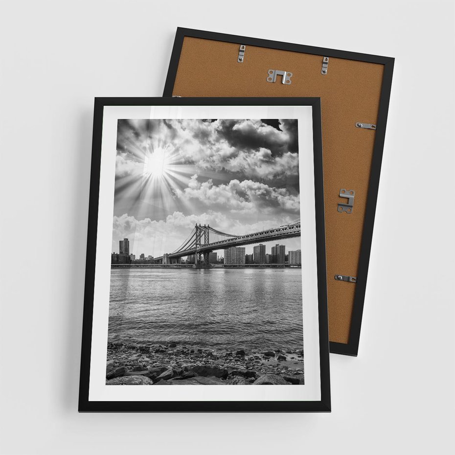Plakat w ramie 50x70 - Most w Mieście - most, miasto - rama czarna