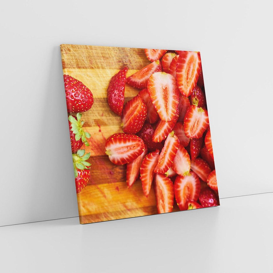 Obraz na płótnie 40x40 - Truskawki - Smak Lata w Owocowym Ogrodzie - truskawki, owoce