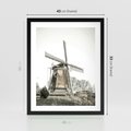 Plakat w ramie 40x50 - Wiejska Idylla z Młynem - wiatrak, młyn - rama czarna