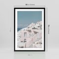 Plakat w ramie 50x70 - Śródziemnomorski Urok - zdjęcie Santorini, białe budynki - rama czarna