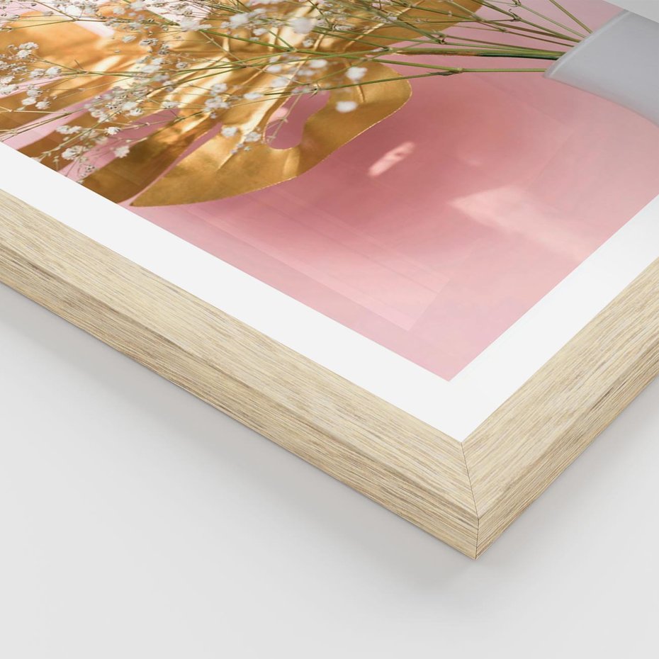 Plakat w ramie 30x40 - Złoty Akcent - złoty liść montery, gipsówka - rama drewno