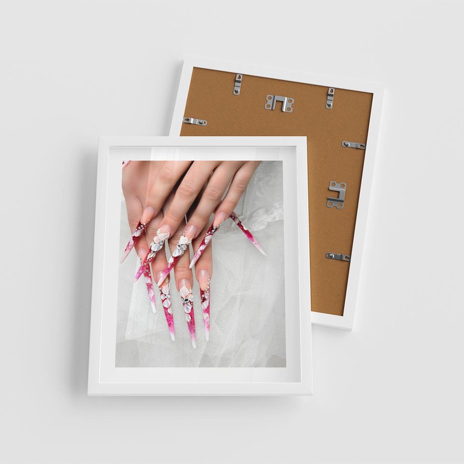 Plakat w ramie 40x50 - Paznokcie jak dzieło sztuki - paznokcie, manicure - rama biała