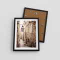 Plakat w ramie 30x40 - mistyczna podróż - uliczka, perspektywa - rama czarna