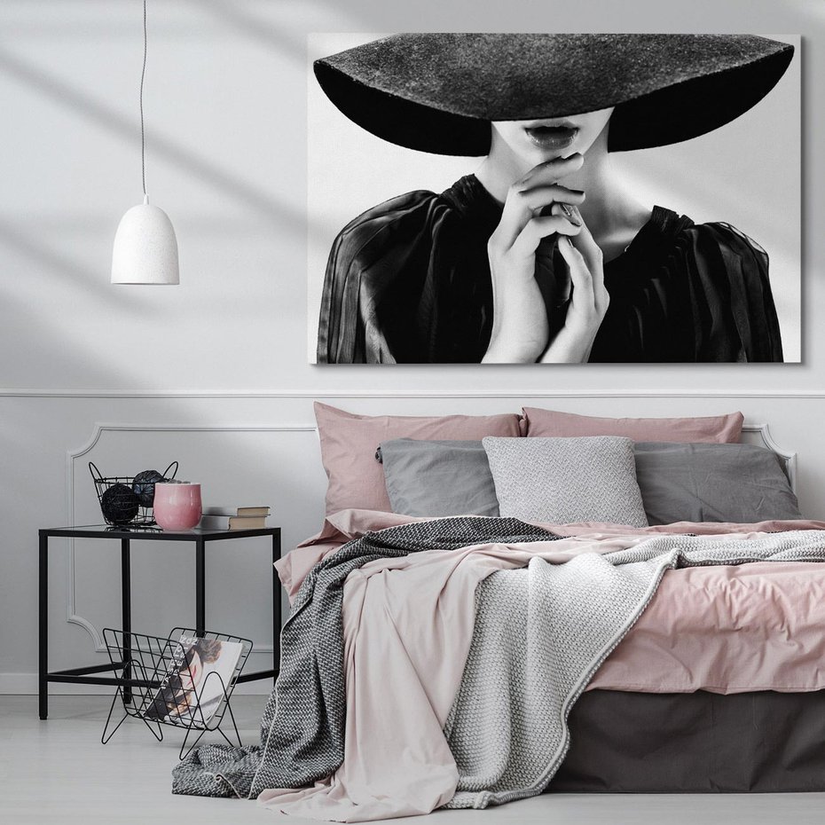 Obraz na płótnie 100x70 - Czarna Elegancja - fotografia czarno biała, zbliżenie portret kobiety w czerni