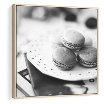 Obraz w ramie 50x50 - Makaroniki w Szarości - czarno biała fotografia, plakat - rama drewno