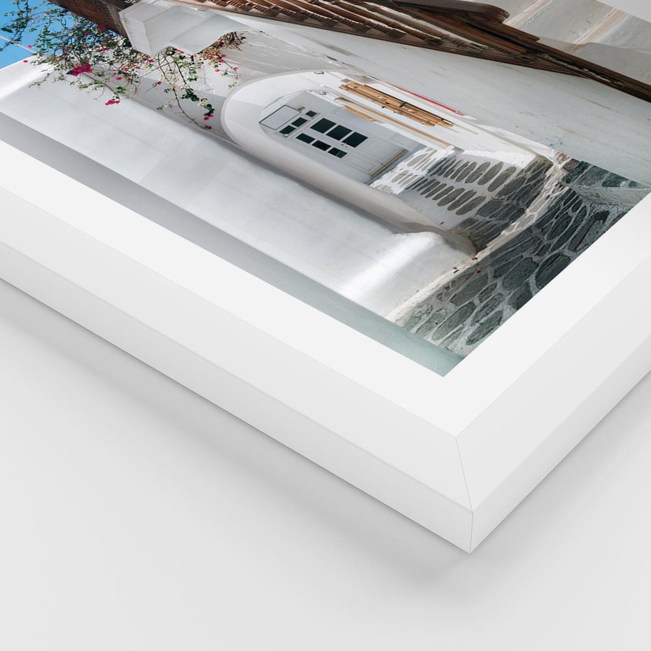 Plakat w ramie 50x70 - Schody Uliczką W dół - schody, uliczka - rama biała