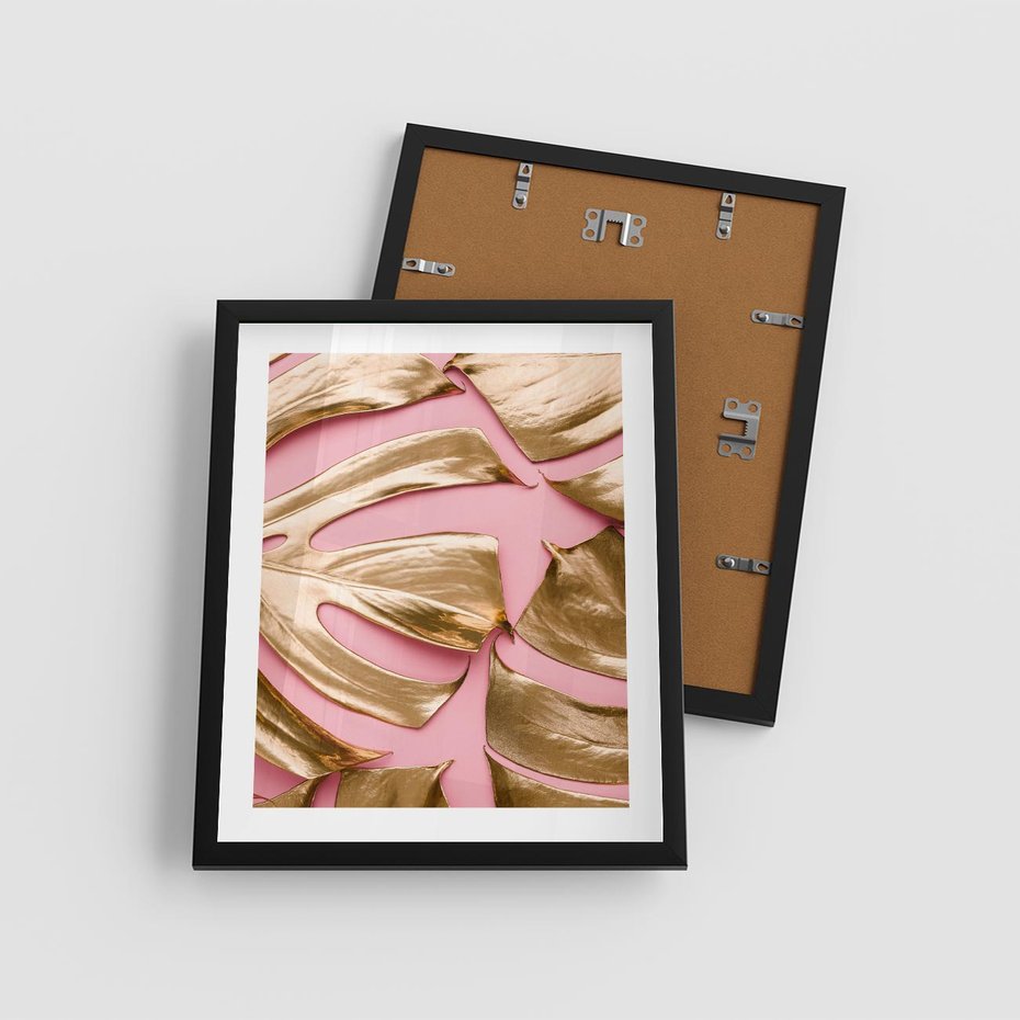 Plakat w ramie 40x50 - Przyjemność w Naturze - złote, liście - rama czarna