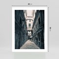 Plakat bez ramy 40x50 - Odkryj tajemnice miasta - uliczka, perspektywa