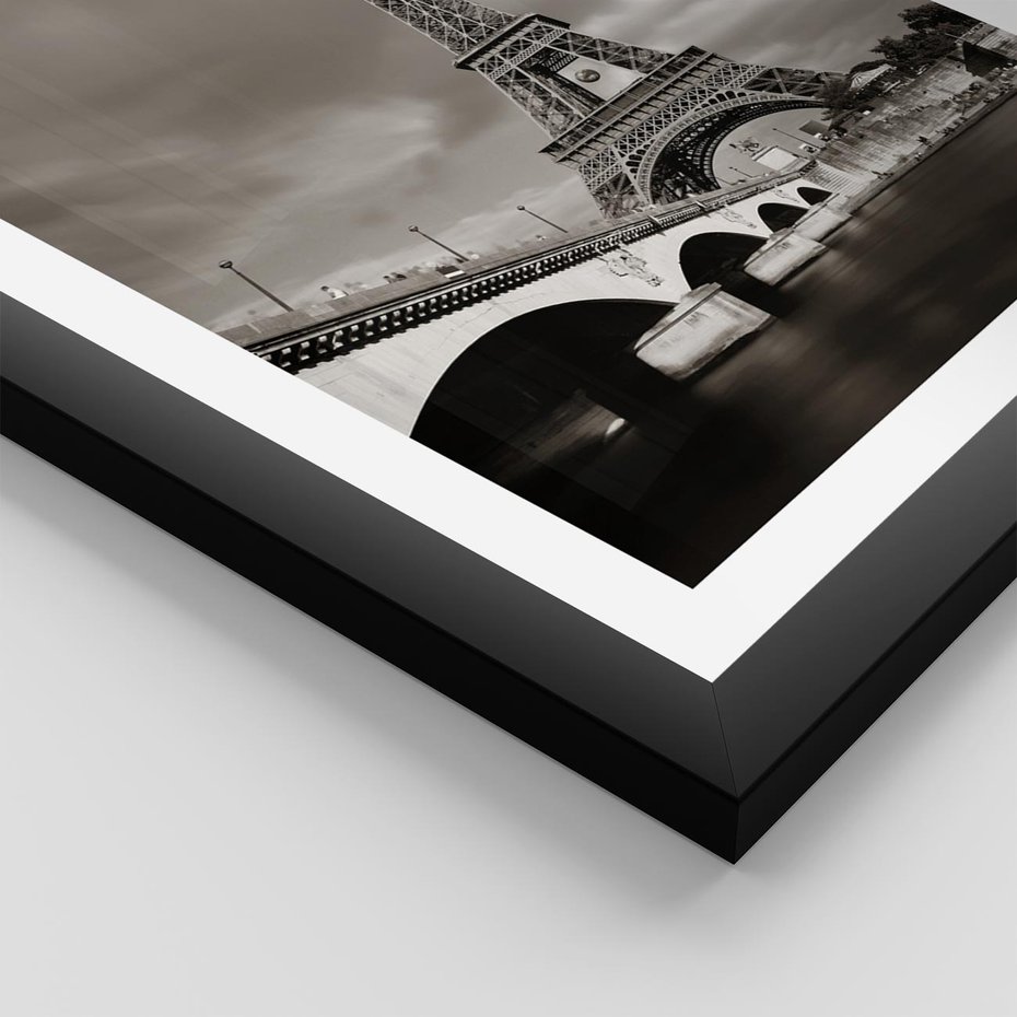 Plakat w ramie 40x50 - Mgiełka Eiffla - Paryż, Eiffla - rama czarna