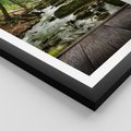 Plakat w ramie 30x40 - Strumyk w lesie - strumyk, w lesie - rama czarna