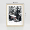 Plakat w ramie 30x40 - Zimowy Urok Drewnianego Domku - zima, drewniany domek - rama drewno
