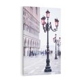 Obraz na płótnie 80x120 - Przemijający urok miasta - miasto, uliczka