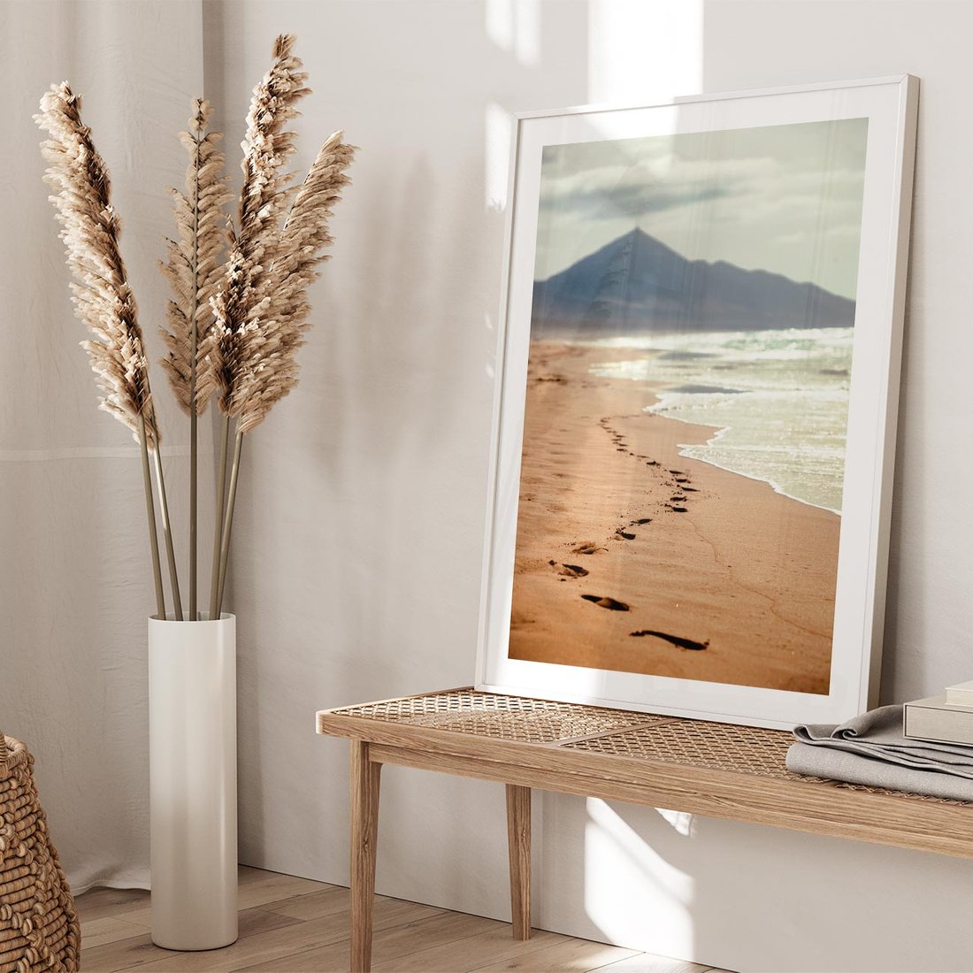 Plakat bez ramy 30x40 - Ślady stóp na plaży - plaża, ślady