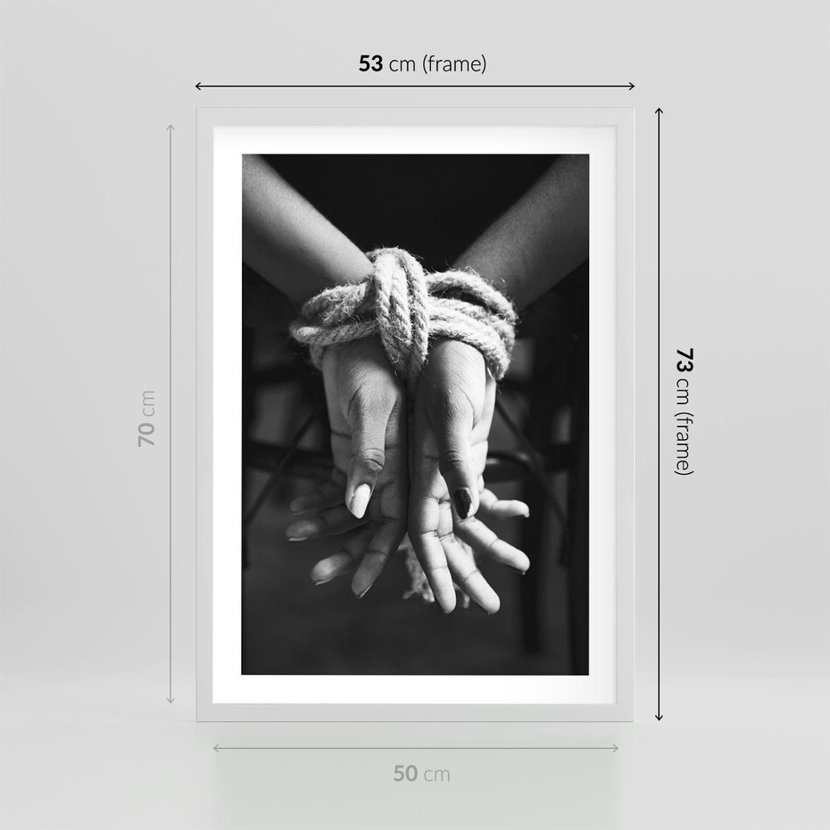 Plakat w ramie 50x70 - Splątane Uczucia - czarno biała fotografia, artystyczna - rama biała