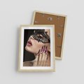 Plakat w ramie 30x40 - Piękno na tipsach - beauty, manicure - rama drewno