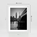 Plakat w ramie 40x50 - Majestatyczny Big Ben w Londynie - Londyn, most - rama biała