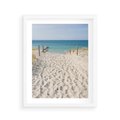 Plakat w ramie 40x50 - Harmonia plażowego morza - plaża, morze - rama biała