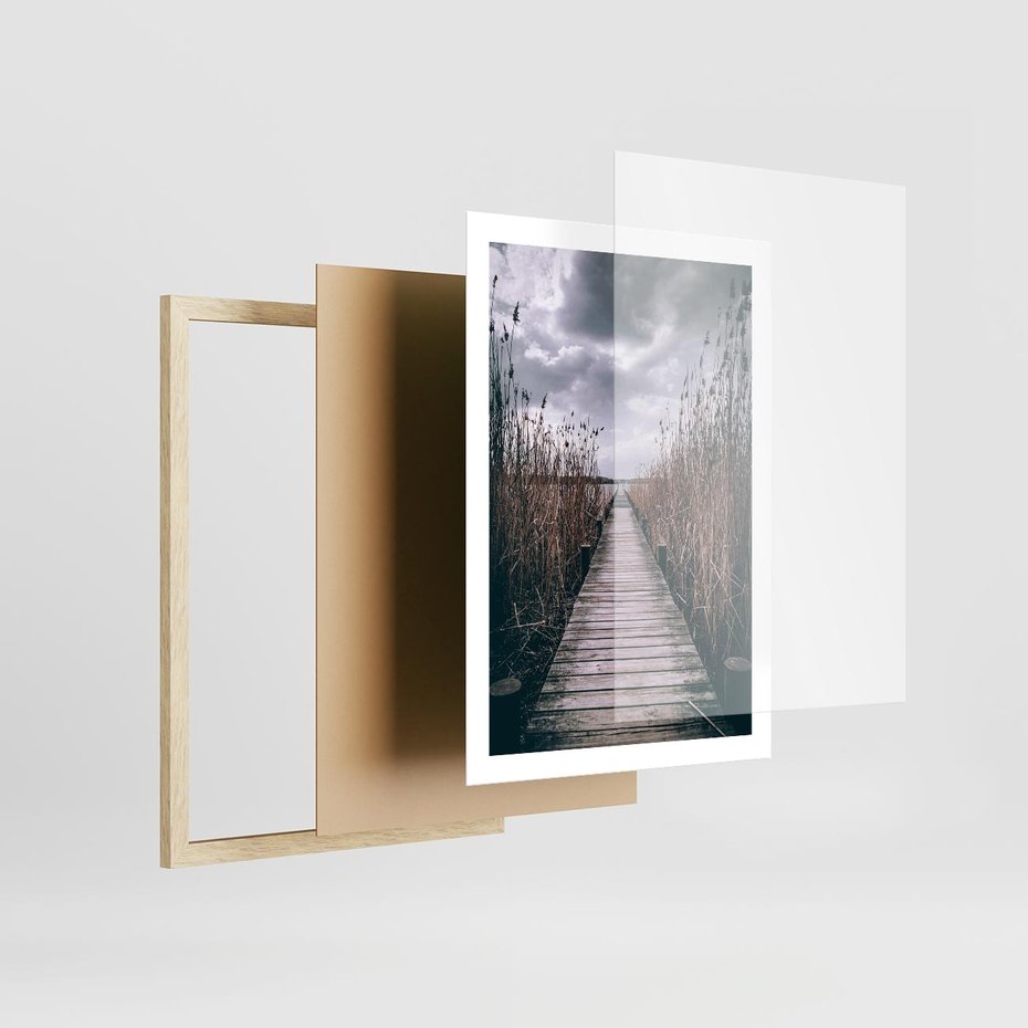 Plakat w ramie 50x70 - Mglisty krajobraz - pomost, morze - rama drewno