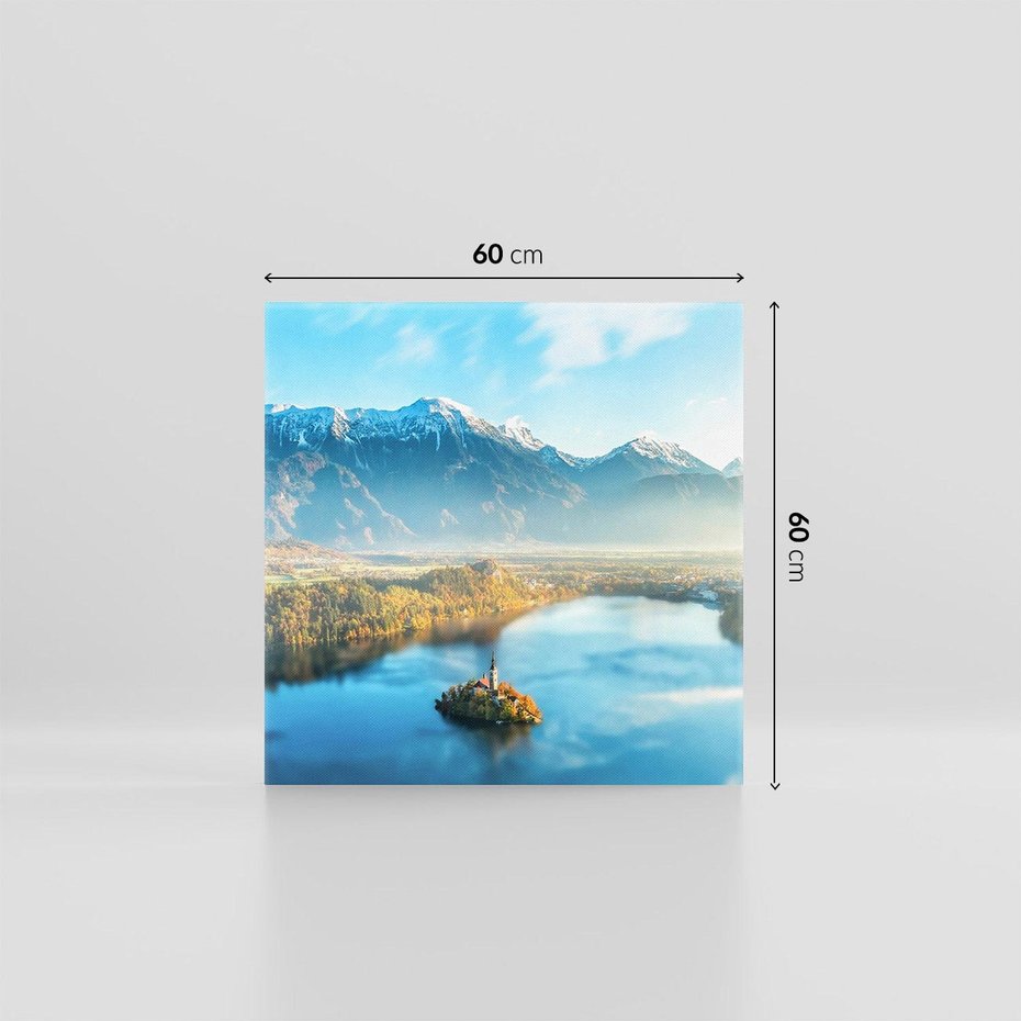 Obraz na płótnie 60x60 - Zamek pośrodku jeziora - jezioro, góry