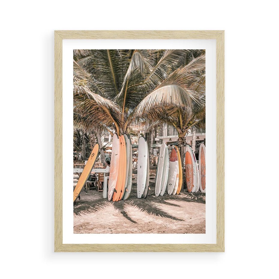 Plakat w ramie 50x70 - Surfingowy Raj - deski surfingowe, na plaży - rama drewno