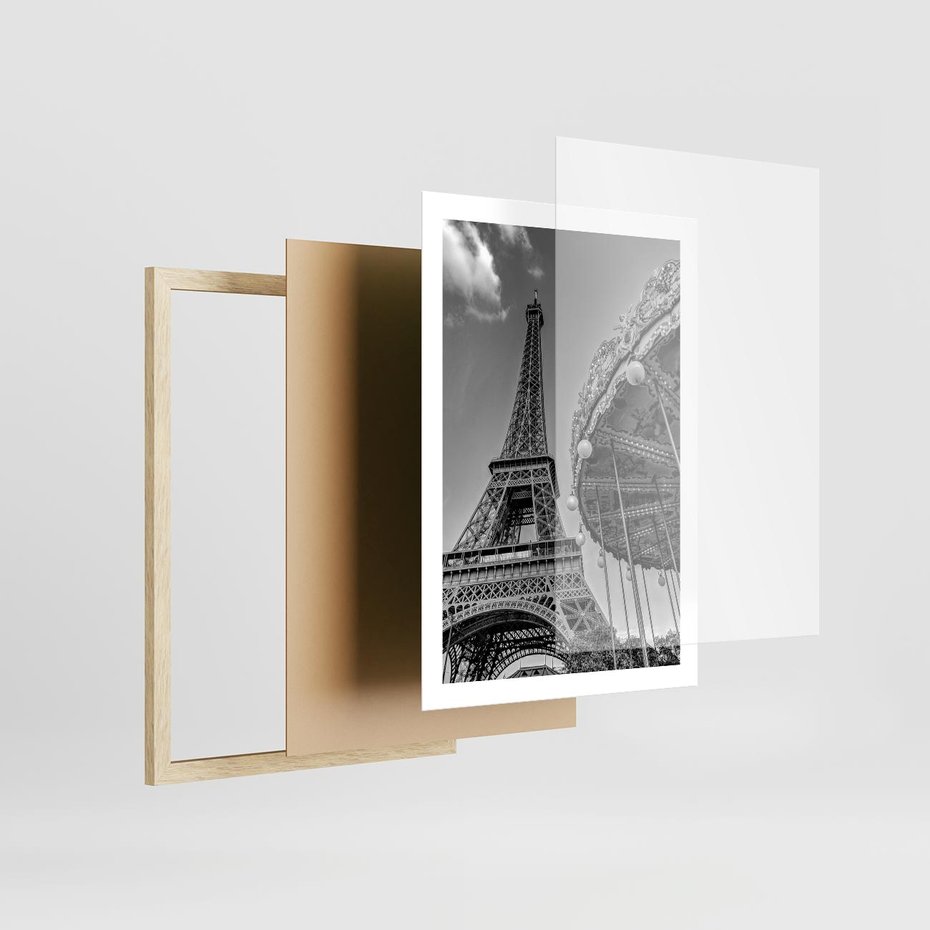 Plakat w ramie 50x70 - Zabawa w Paryżu - czarno białe zdjecie, wieża eiffla - rama drewno