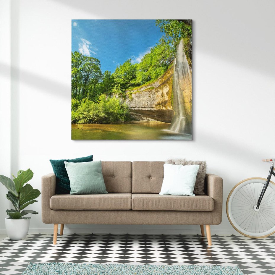 Obraz na płótnie 40x40 - Wodospad: Skały w ruchu - wodospad, las