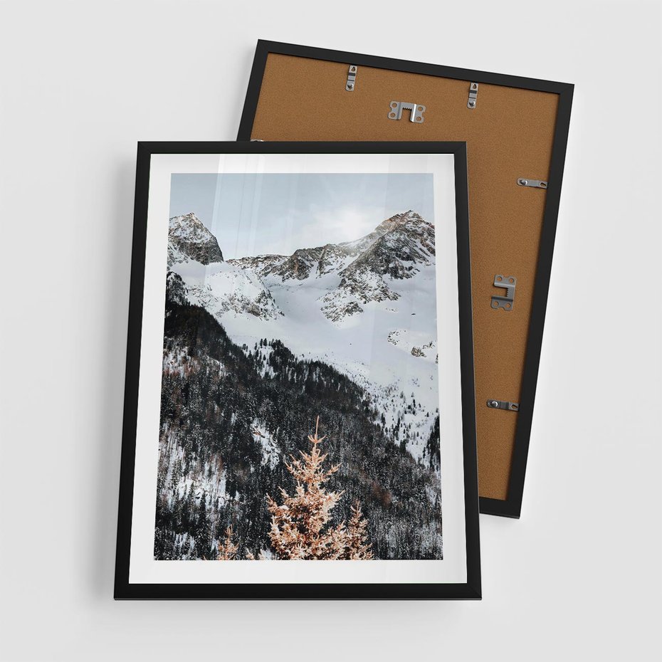 Plakat w ramie 50x70 - Górski Raj - góry, śnieg - rama czarna