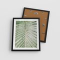 Plakat w ramie 40x50 - Jasna Zieleń Palmy - liść palmy, zbliżenie - rama czarna
