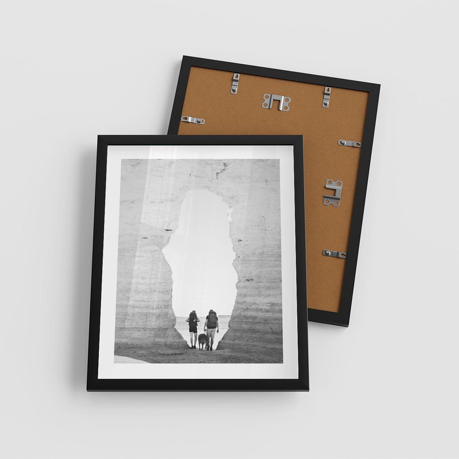 Plakat w ramie 40x50 - Podróżna Eksploracja - Echa Przygody - rama czarna