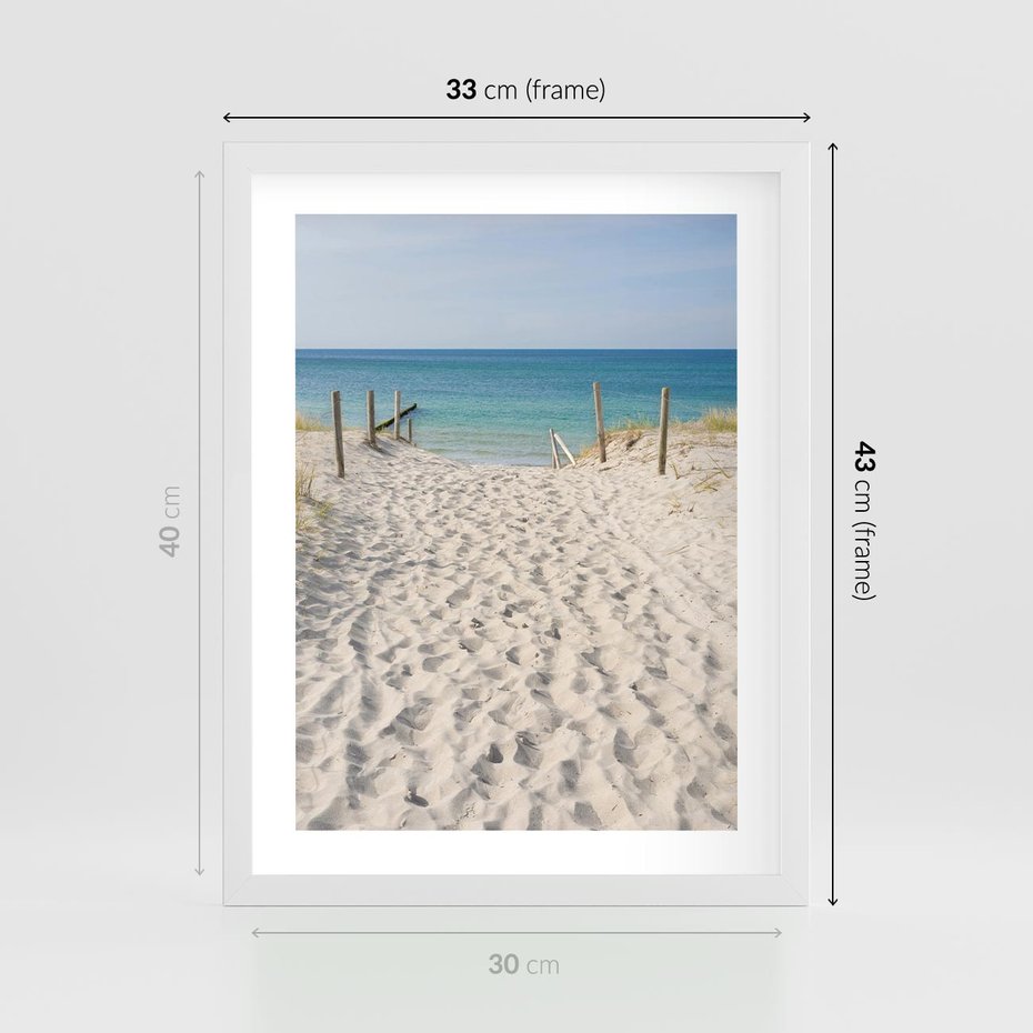 Plakat w ramie 30x40 - Harmonia plażowego morza - plaża, morze - rama biała