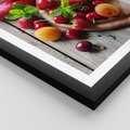 Plakat w ramie 30x40 - Owoce w restauracji artystycznie - owoce, restauracja - rama czarna