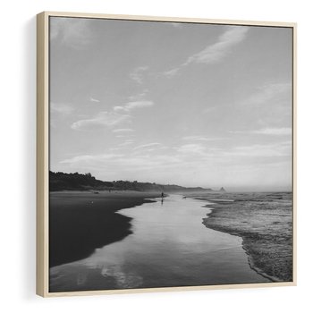Obraz w ramie 80x80 - Nadmorska Melodia - czarno białe zdjęcie, plaża - rama drewno