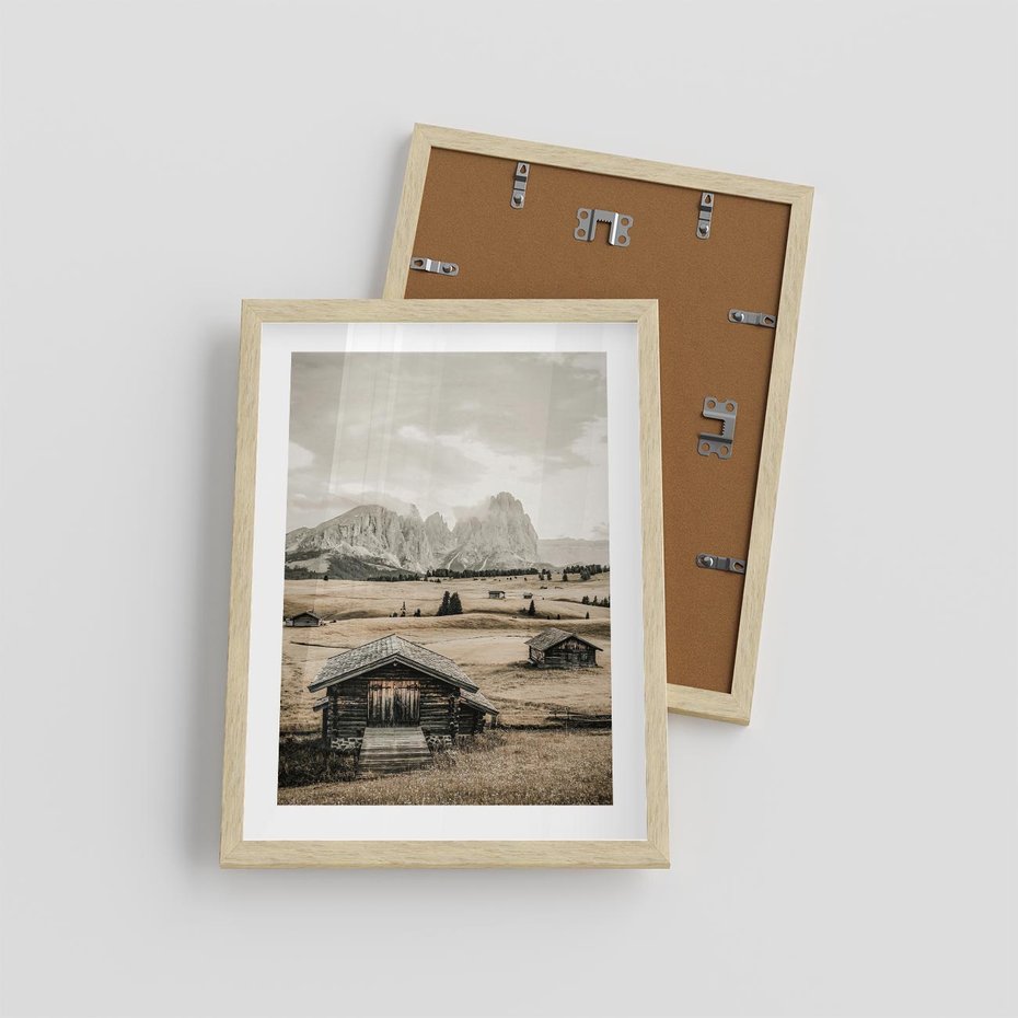 Plakat w ramie 30x40 - Klasyczny Urok Górskich Domków - domki, w górach - rama drewno