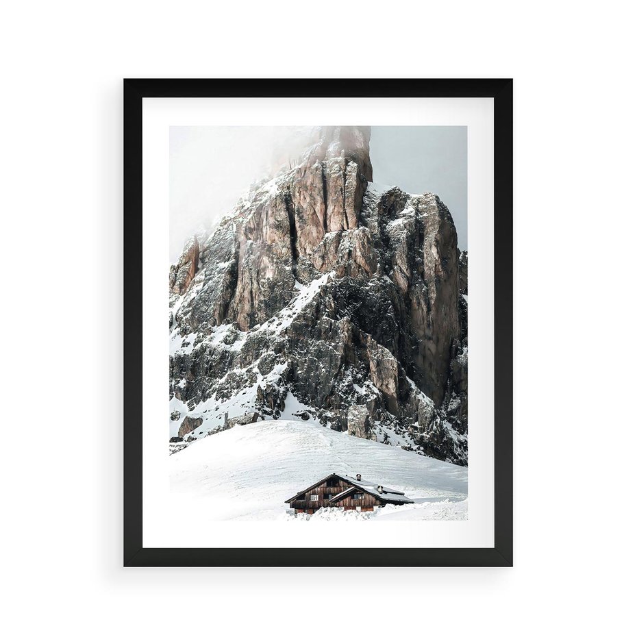 Plakat w ramie 40x50 - Górski Raj z Chatką - górskie szczyty, ośnieżone góry - rama czarna