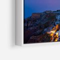 Obraz w ramie 120x80 - Wyblakłe wspomnienia gwiazd - Santorini, wieczór - rama biała