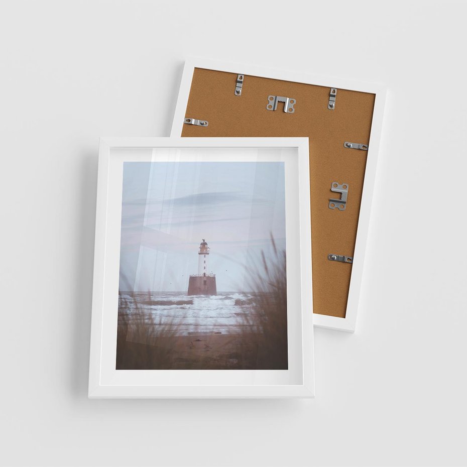 Plakat w ramie 40x50 - Magiczna Aura - latarnia, mgła - rama biała