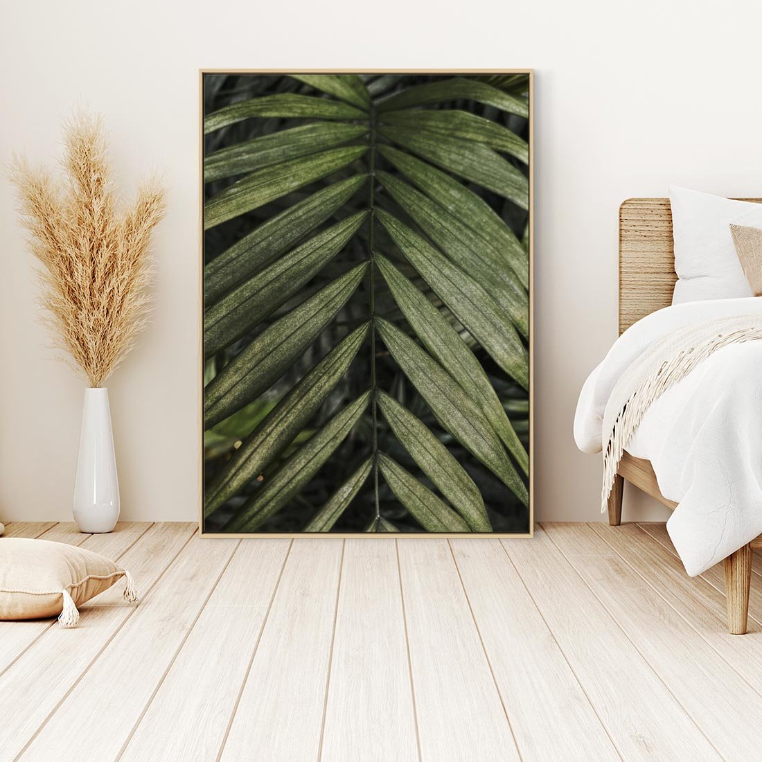 Obraz w ramie 80x120 - W Liściach Ukryte - zdjęcie, fotografia - rama drewno