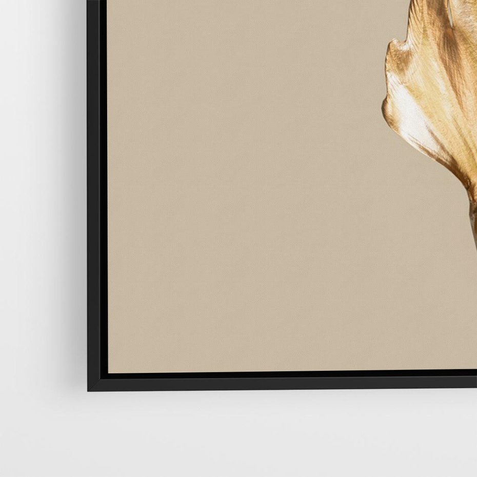 Obraz w ramie 70x50 - Piękno w Detalu - złoty, liść - rama czarna
