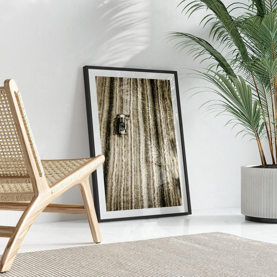 Plakat bez ramy 50x70 - Sepia na Polu - kombajn, pole