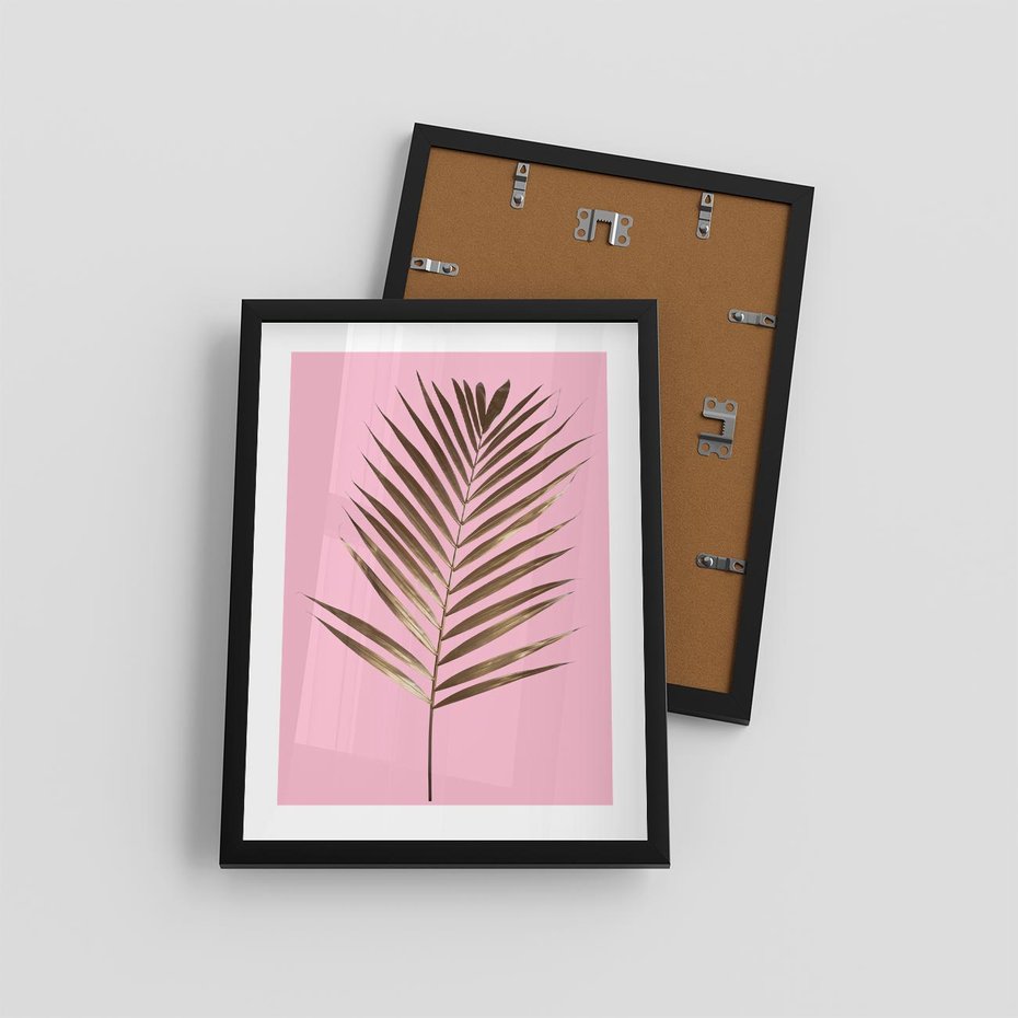 Plakat w ramie 30x40 - Promienie złotej palmy - złota, palma - rama czarna
