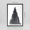 Plakat w ramie 50x70 - Wieżowiec w Monochromii - wieżowiec, architektura - rama czarna