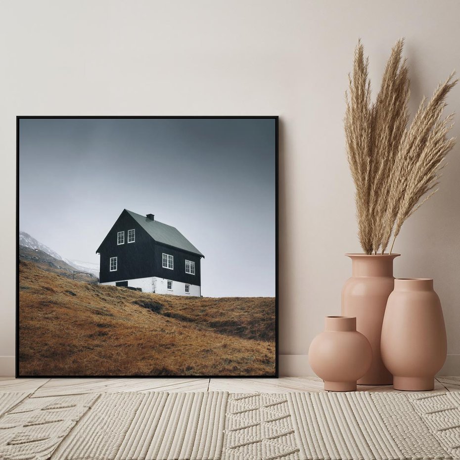Obraz w ramie 50x50 - Ciepło i Przytulność - skandynawski, domek - rama czarna