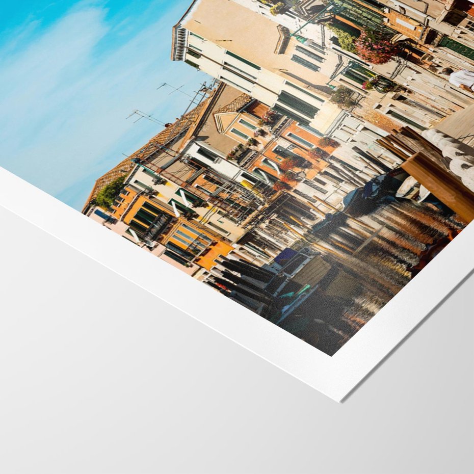 Plakat bez ramy 50x70 - Magia Miejskiego Krajobrazu - uliczka, perspektywa