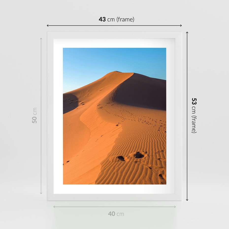 Plakat w ramie 40x50 - Piasek pustyni wędruje - pustynia, piasek - rama biała