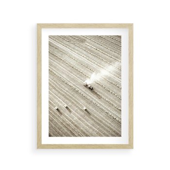 Plakat w ramie 30x40 - Pole i Żniwa na Malowniczym Zdjęciu - pole, traktor - rama drewno