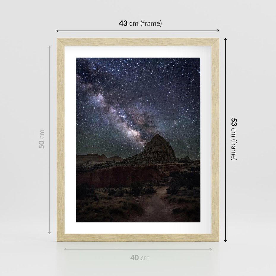 Plakat w ramie 40x50 - Gwiaździsta Noc na Pustyni - noc na pustyni, gwiździste niebo - rama drewno