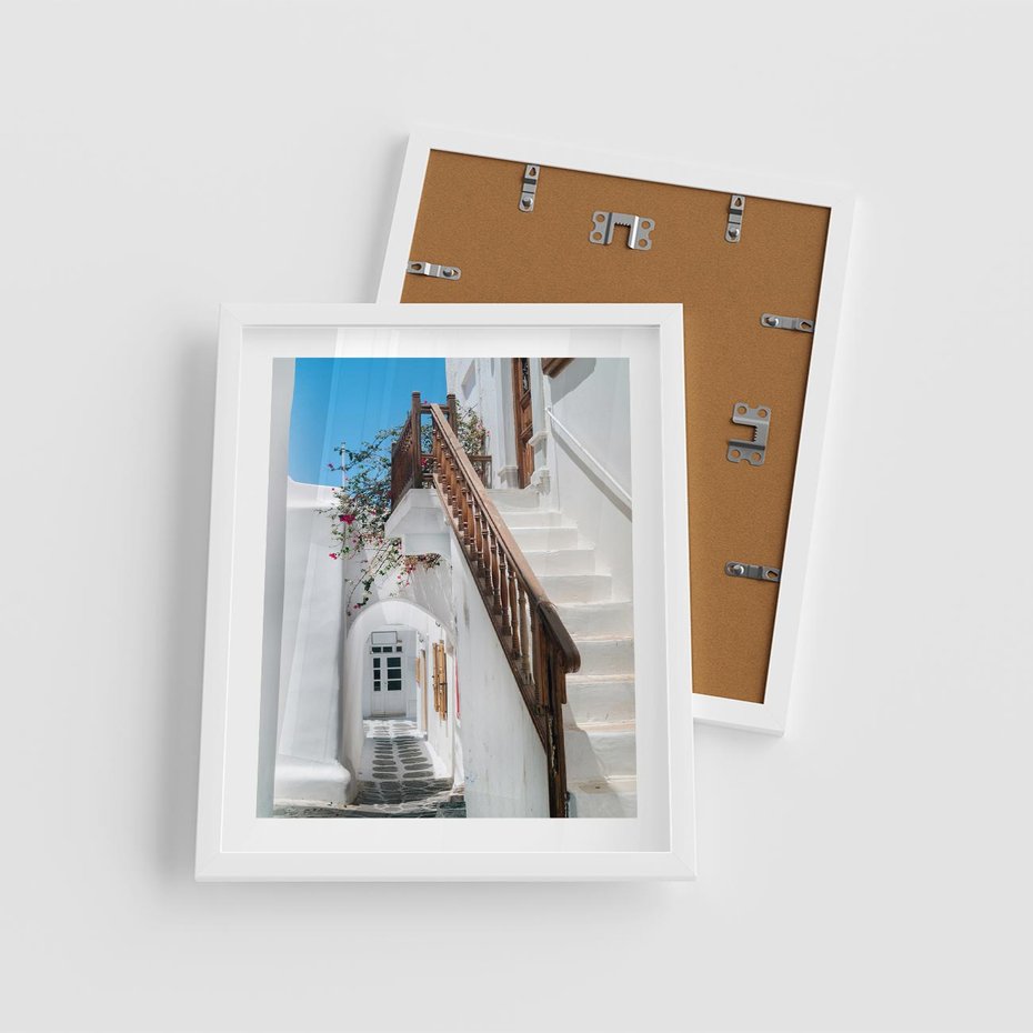 Plakat w ramie 40x50 - Schody Uliczką W dół - schody, uliczka - rama biała