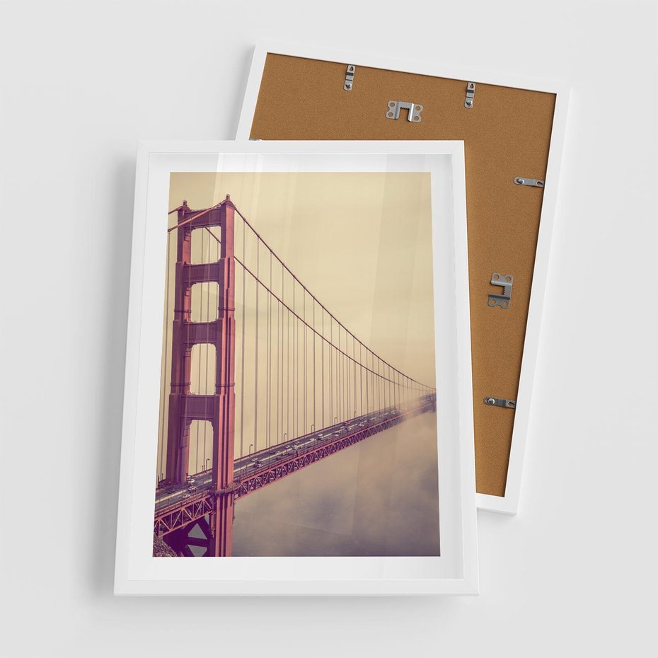 Plakat w ramie 50x70 - Most w mgle z perspektywą - most, perspektywa - rama biała